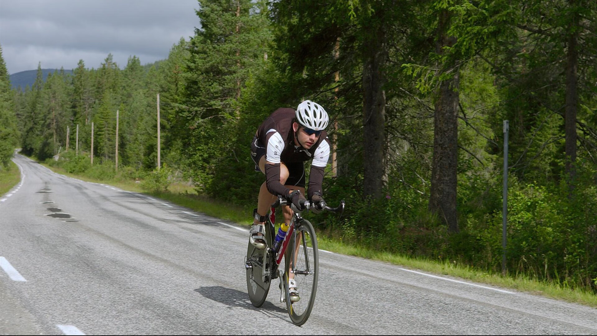 范戴克爆发诠释防守艺术，智利式火力何以全面压制拉齐奥？