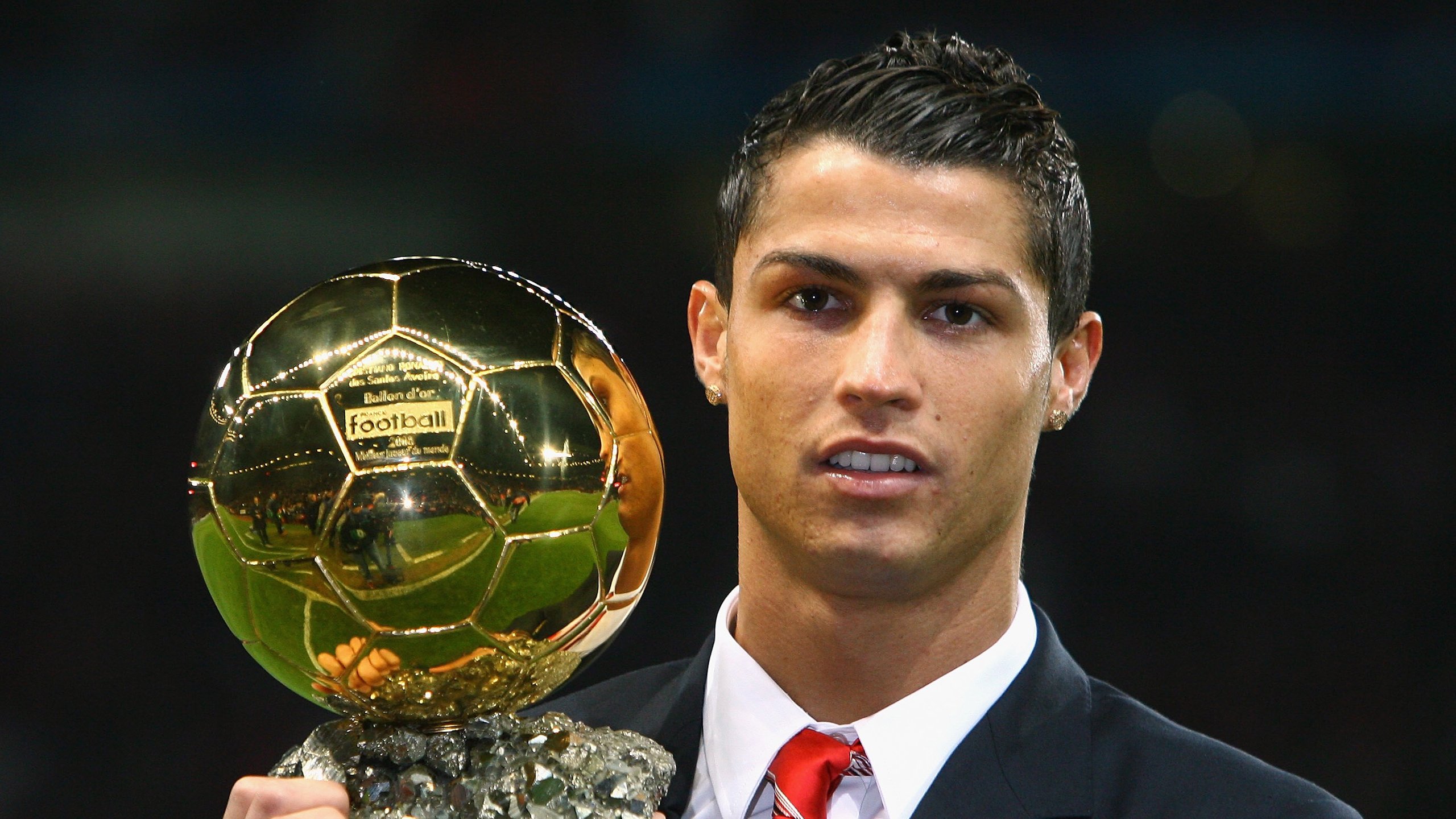 许昕独木难支，英格兰队轻取中国队背后的隐忧